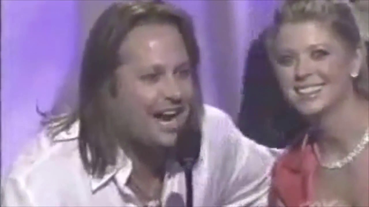 Opie & Anthony: Tara Reid & Mötley Crüe Billboard Awards (Video)