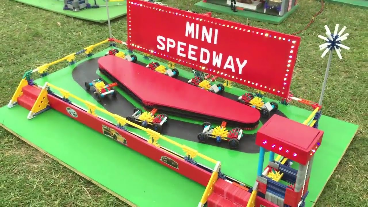 Barker's K'NEX Funfair 2015