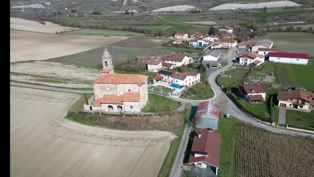 ARRIETA. Pueblos de Araba/Alava. Dron DJI mini 3 pro.