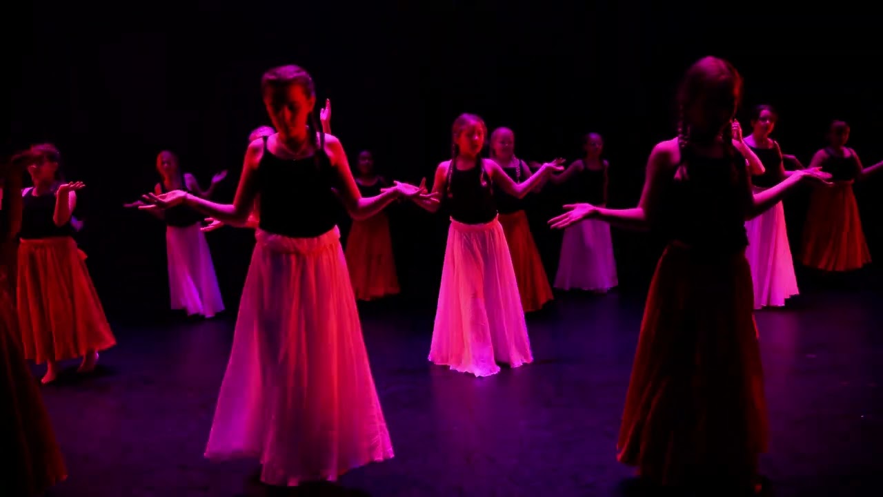 AVSLUTNING: KFUM-MASSIVE HT2025 - Showdans