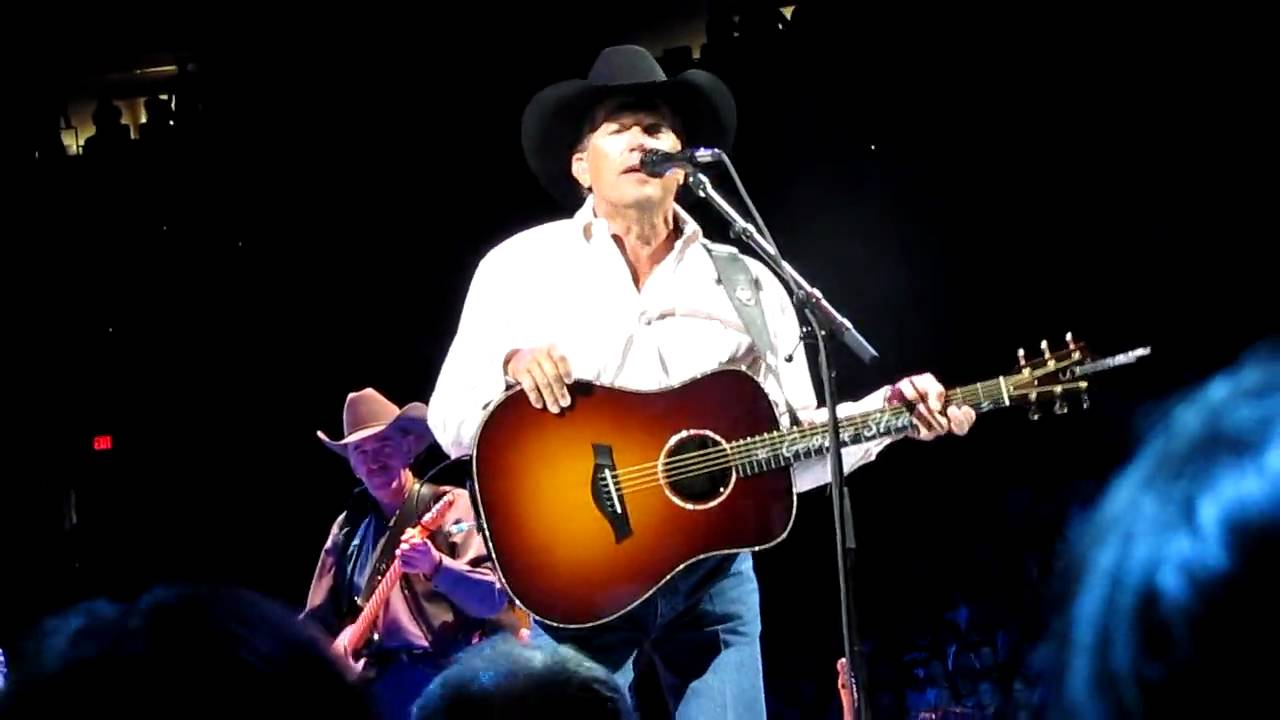 George Strait Cowboys Like Us(Live) Portland, OR 3-26-10