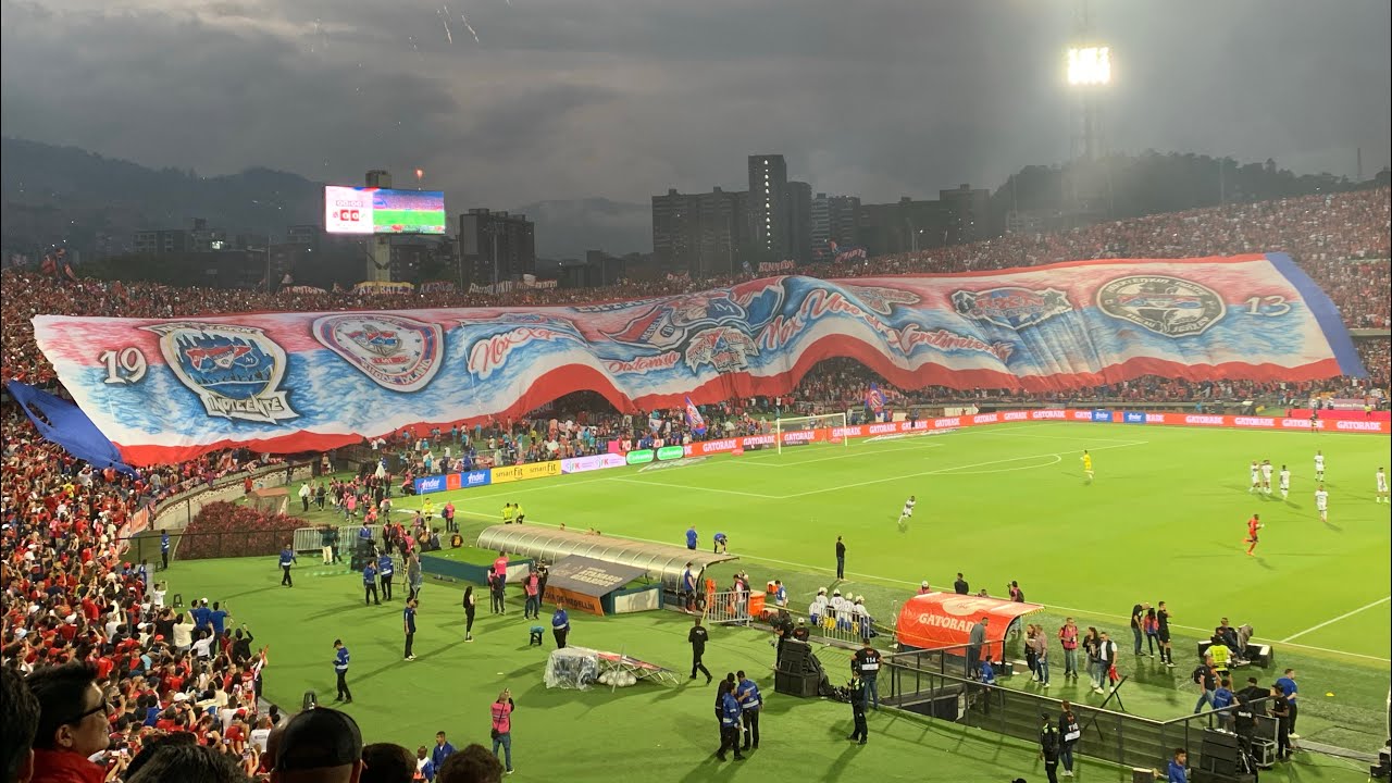 Medellín - Cali salida himno antioqueño