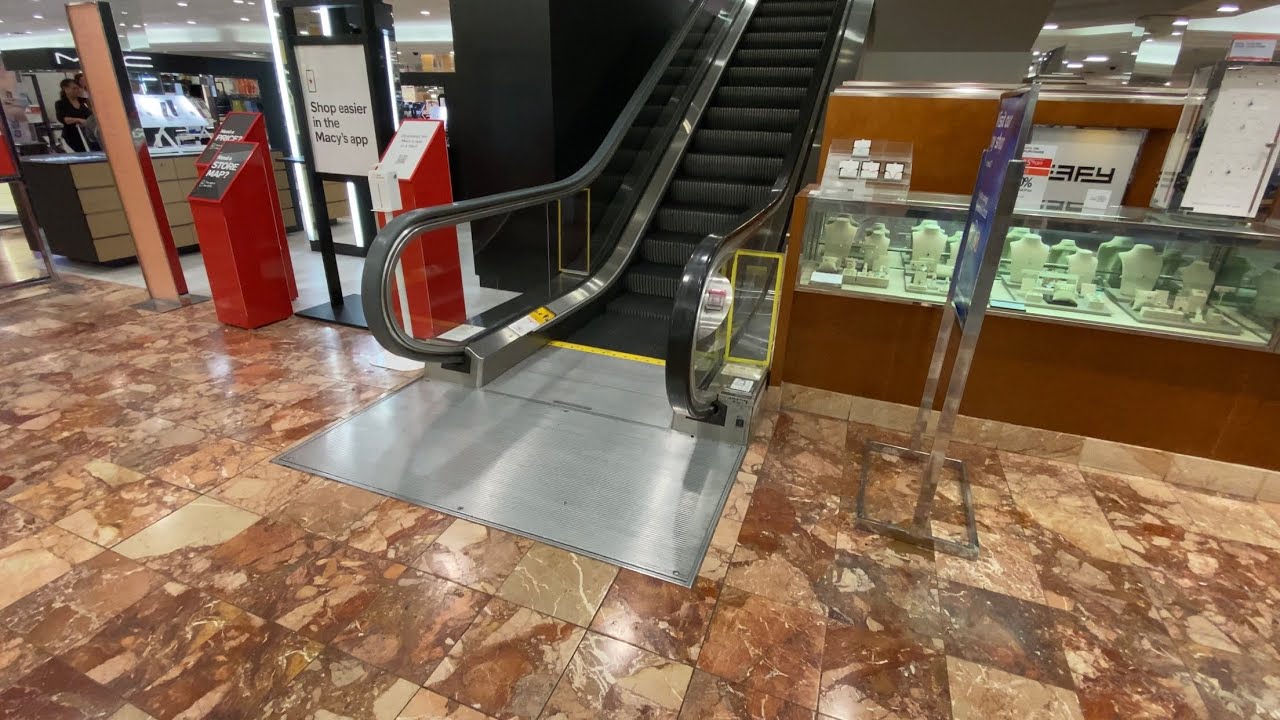 Montgomery 2nd Gen Escalators @ Macys, The Parks at Arlington | Arlington TX