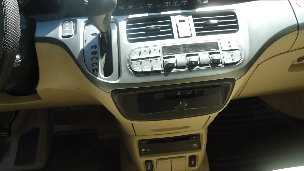 2005 - 2010 Honda Odyssey EX-L dash panel light removal and replacement.
