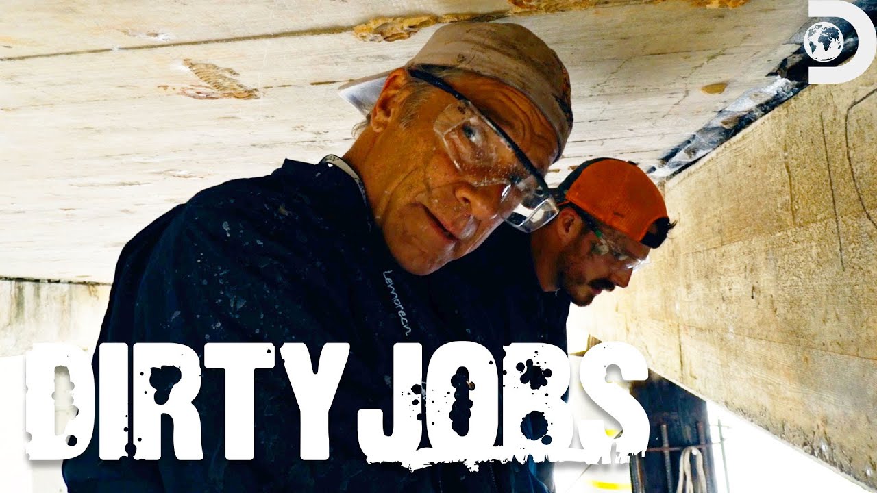 Mike Rowe Performs Pile Jacketing in the Florida Pan Handle | Dirty Jobs | Discovery