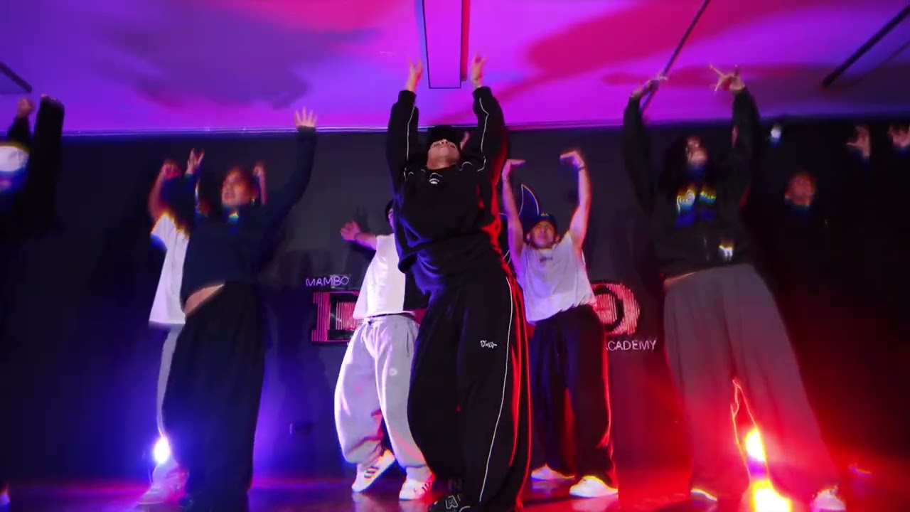 Velda - Bad bunny, Omar Courtz / Coreografía Jean Pool Acosta 