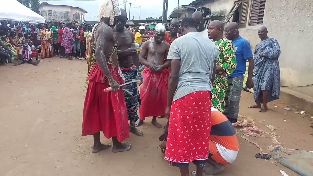 Sortie officielle de la génération gnandoh dongba à Anonkoua kouté