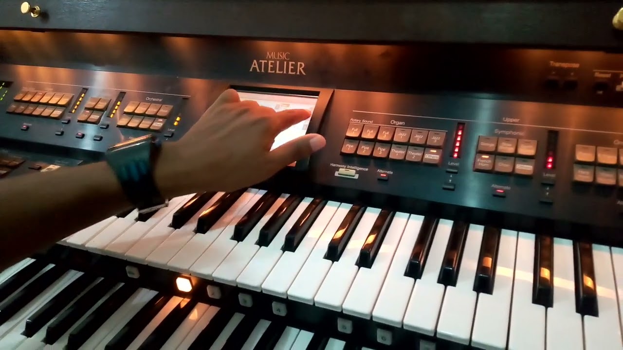 ROLAND ATELIER ORGAN  AT80S LUXURY  SETTING AND DEMONSTRATION