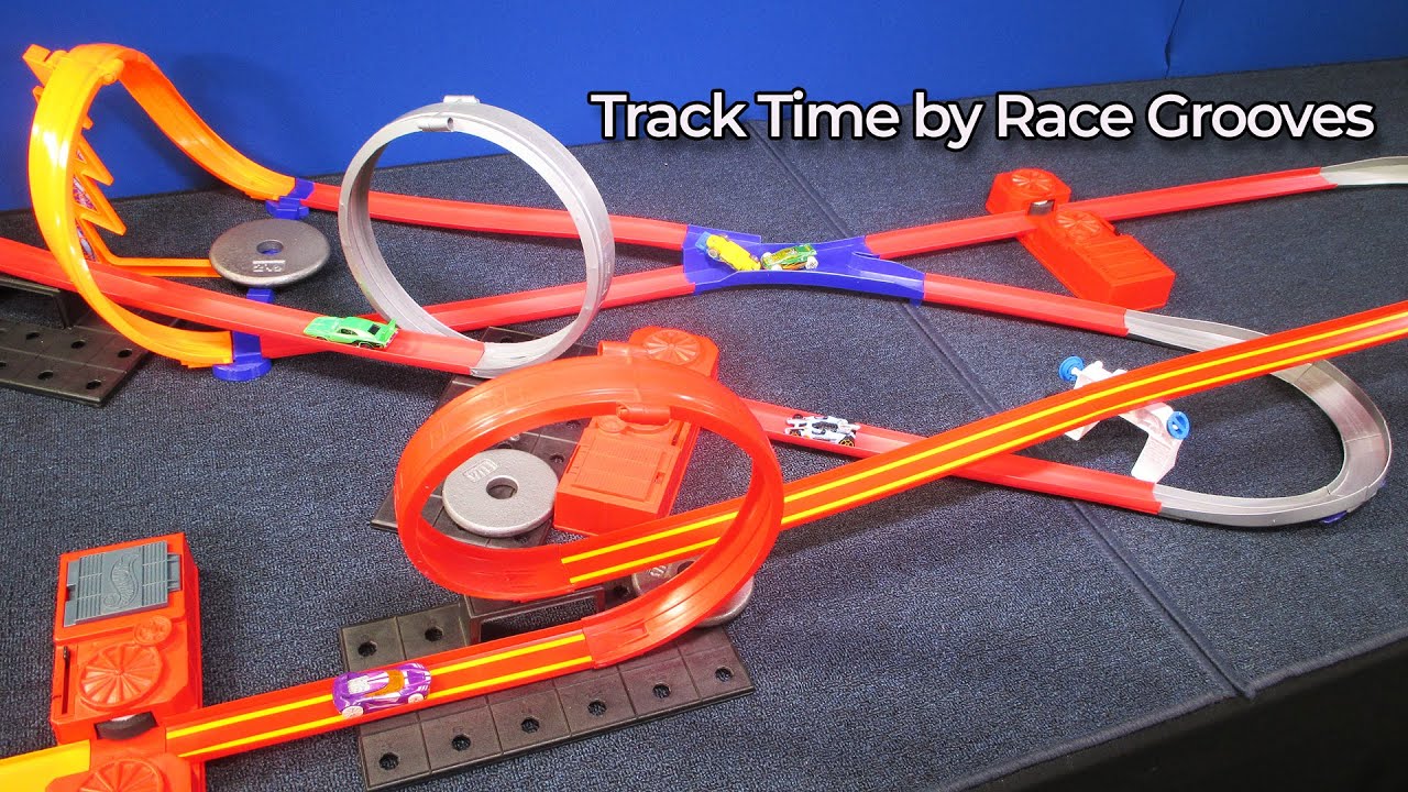 Track Time! Power Loop Circuit Hot Wheels Race 16G