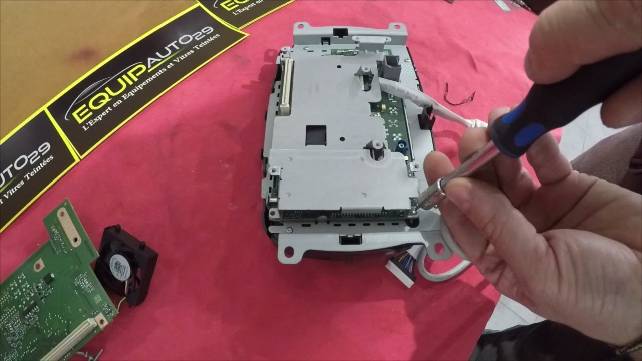 Tuto installation caméra sur Fiat 500 Uconnect