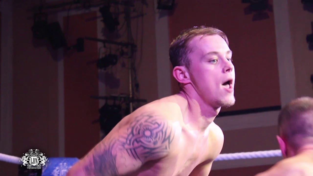 Joey Scott vs Alan Lee Travis - Clacton on Sea (16/02/2017)