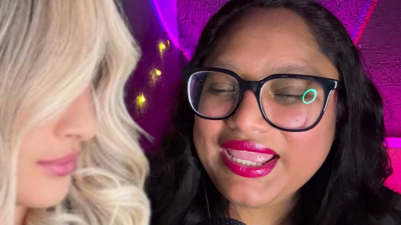 ASMR TE PEINO TU LINDO CABELLO