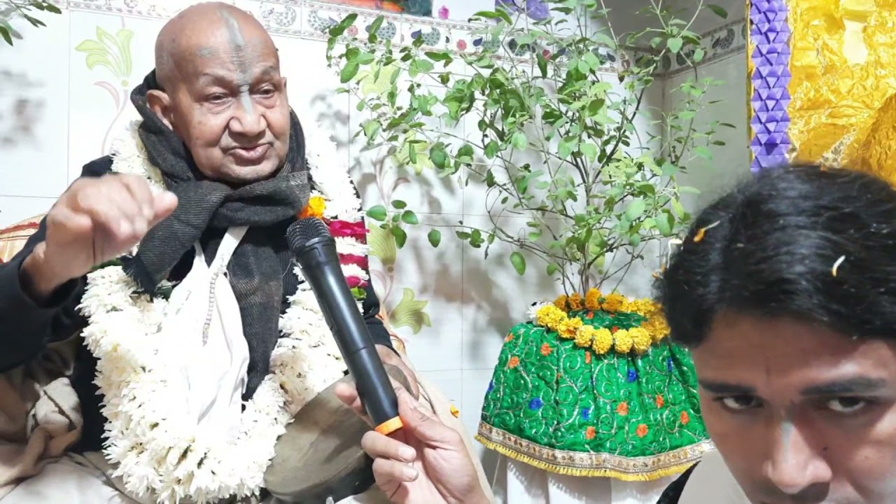 Pran Krishna das babaji  18 11 2021 Guru puja, katha in birth day