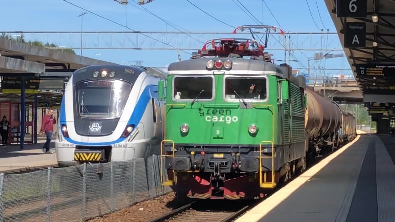 Tåg på Stockholm Södra och Flemingsberg