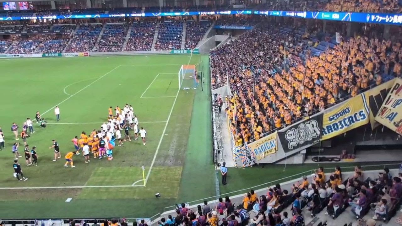 【ベガルタ仙台】試合終了後 チームの垣根を越えて名倉巧選手にエール。スタジアム全体で名倉コール。PEACE STADIUM Connected by SoftBank V・ファーレン長崎