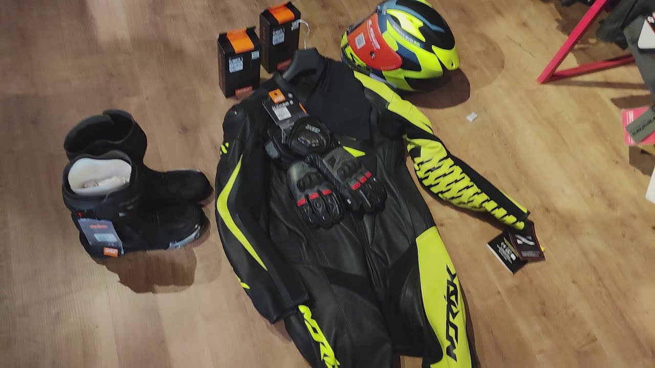 Racing - Capacete LS2, Macacão NoRisk, Segunda Pele, Luva e Bota X11