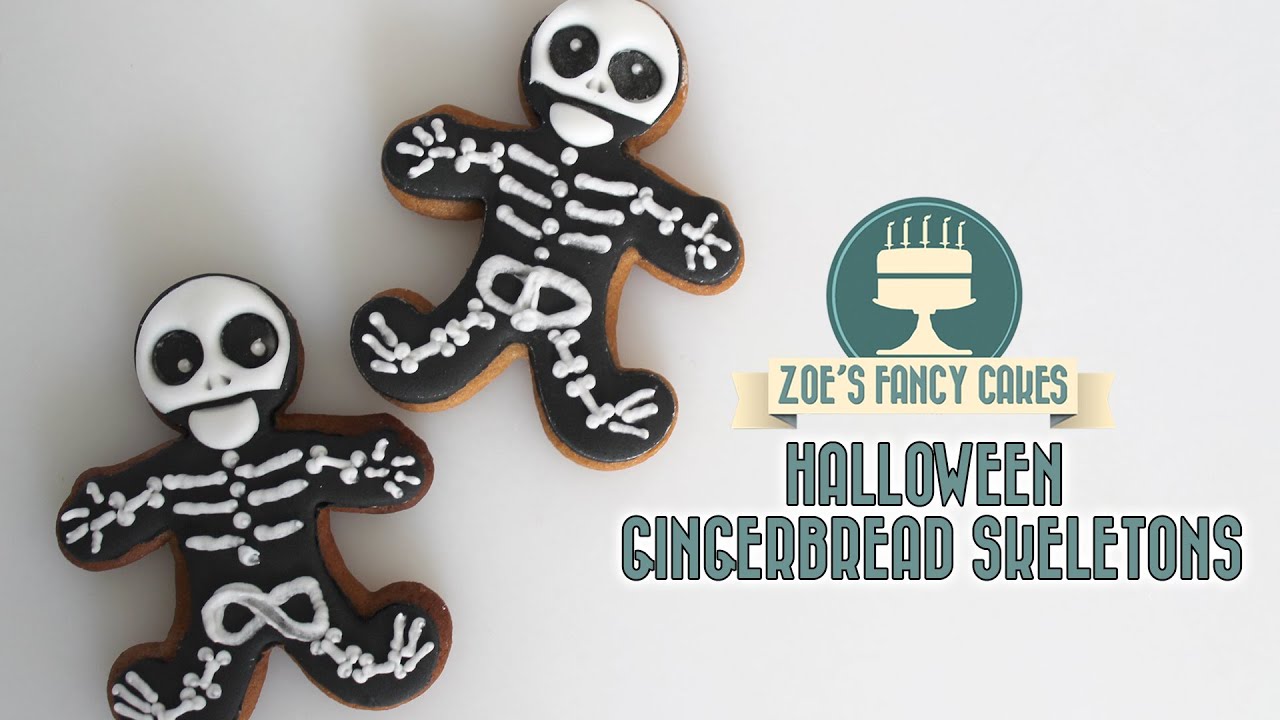 Halloween skeleton cookie using royal icing