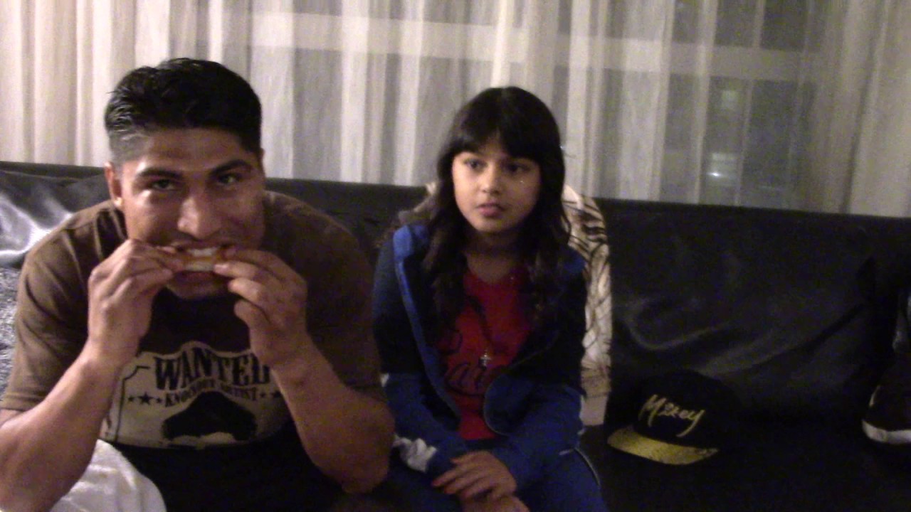 ((Cold Pizza)) Check Out What Mikey Garcia Is Eating After Adrien Broner Fight  EsNews Boxing