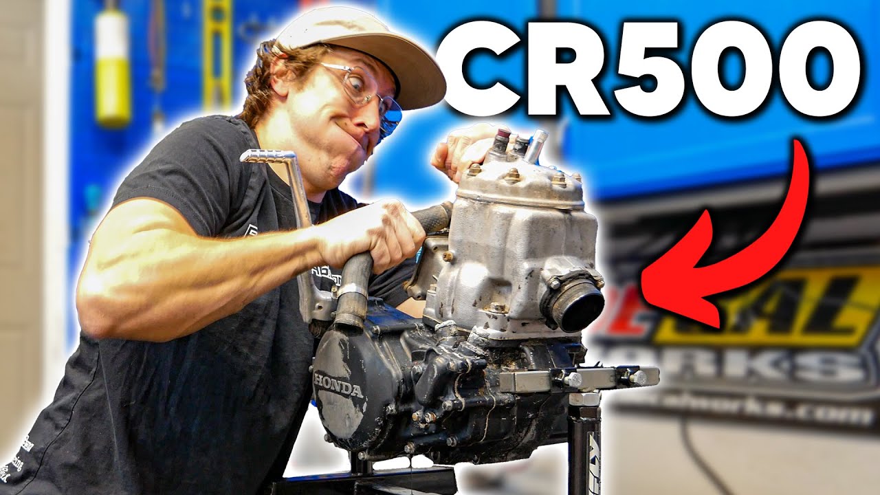Exploring the Depths of a 1988 Honda CR500 Engine