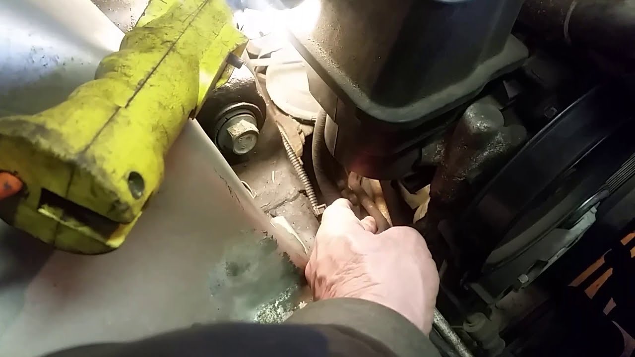 Trailblazer (Stranded) Rusty Transmission  Line *Blows!!*...Common Rust Belt Leak Fix.