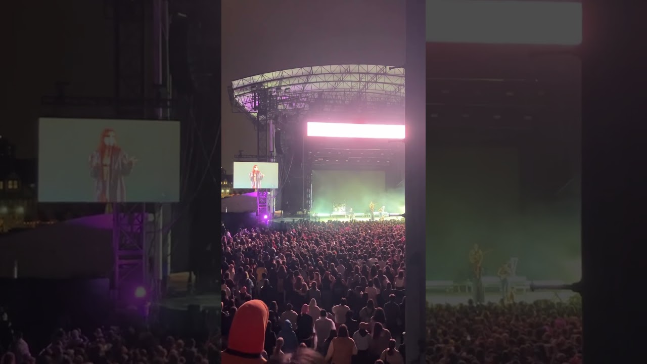 MUNA Covers ‘A Thousand Miles’ - Vanessa Carlton (All Things Go Festival 2024)