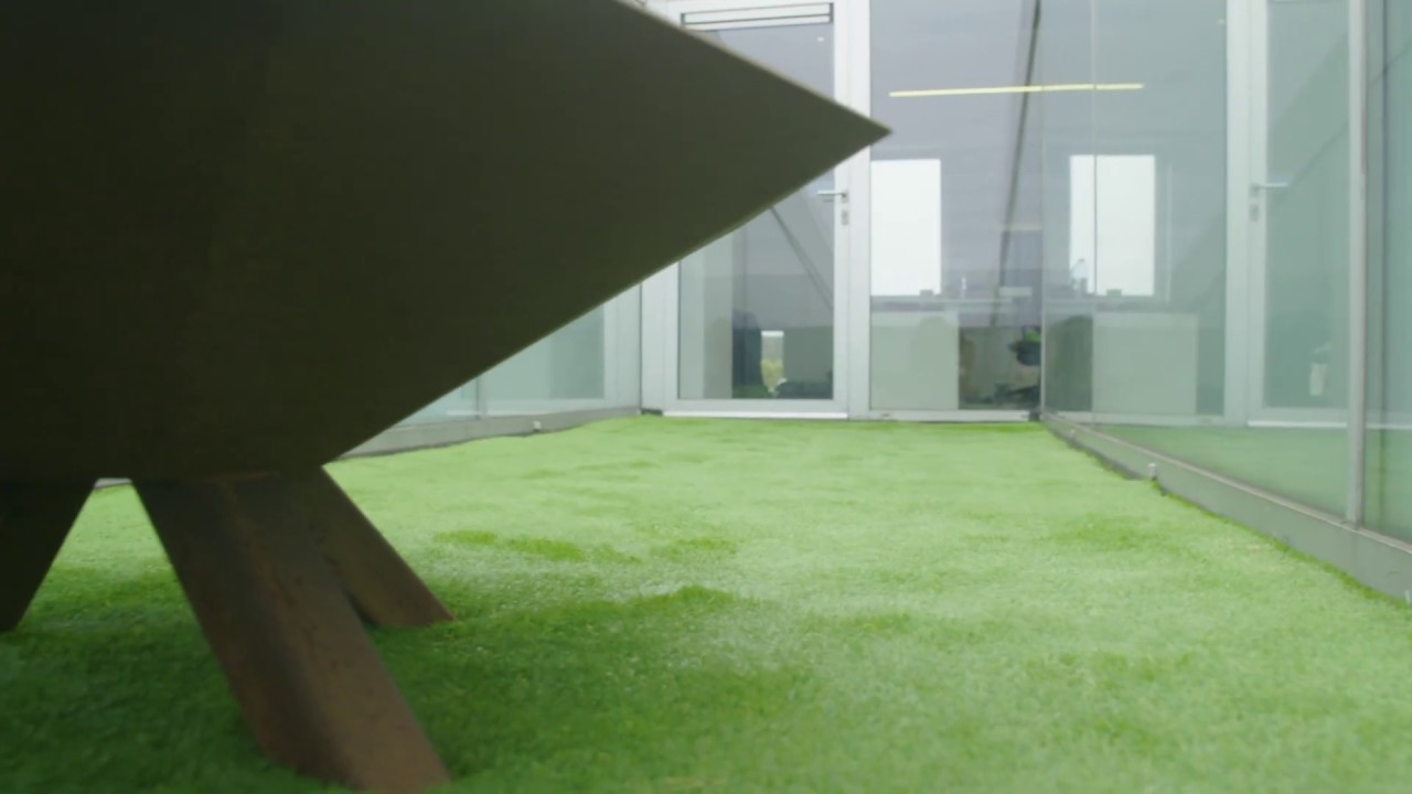 DRAINBASE - Vid&eacute;o de pose sur toits-terrasses