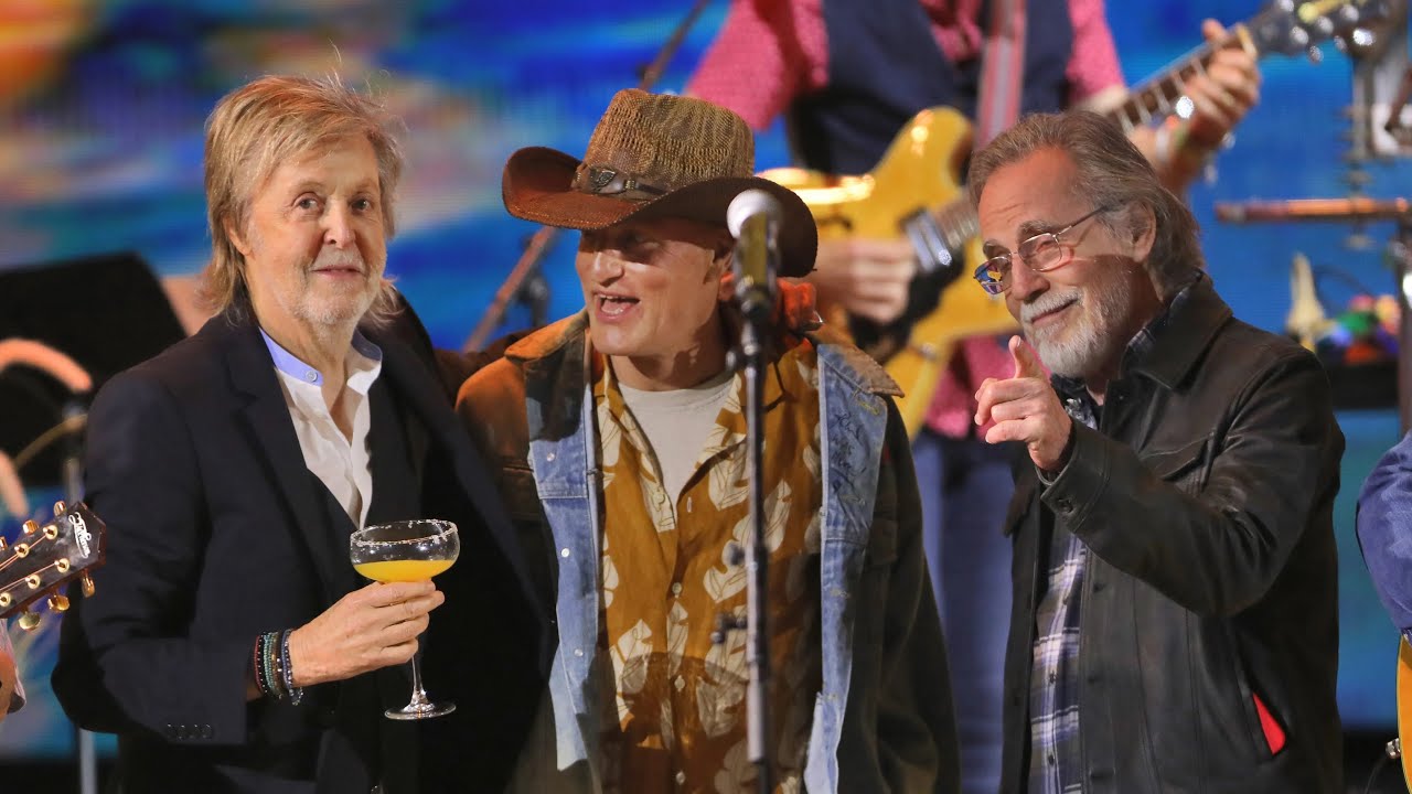 Paul McCartney & Guests Sing the Finale “Margaritaville” at Jimmy Buffett Tribute on 4/11/24
