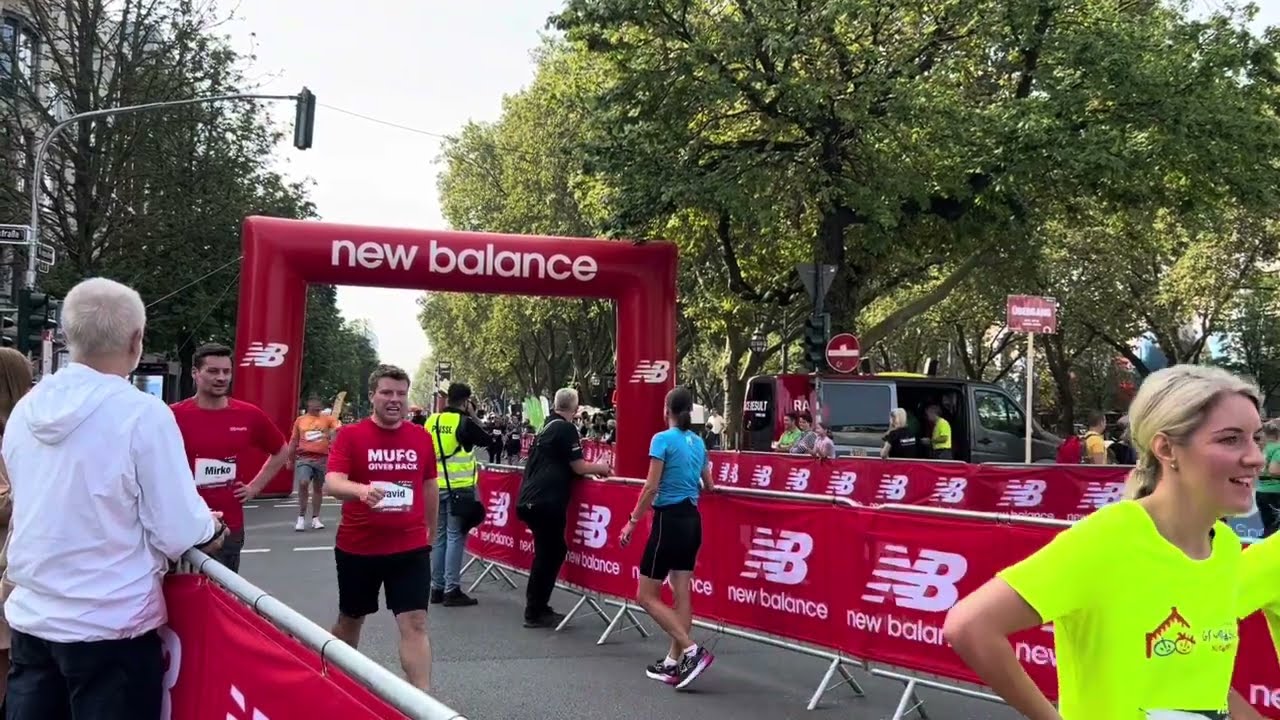 🇩🇪 Düsseldorf 💫 Die New Balance Kö Meile 💫 Bravo to the organizers 💫 03.09.2023