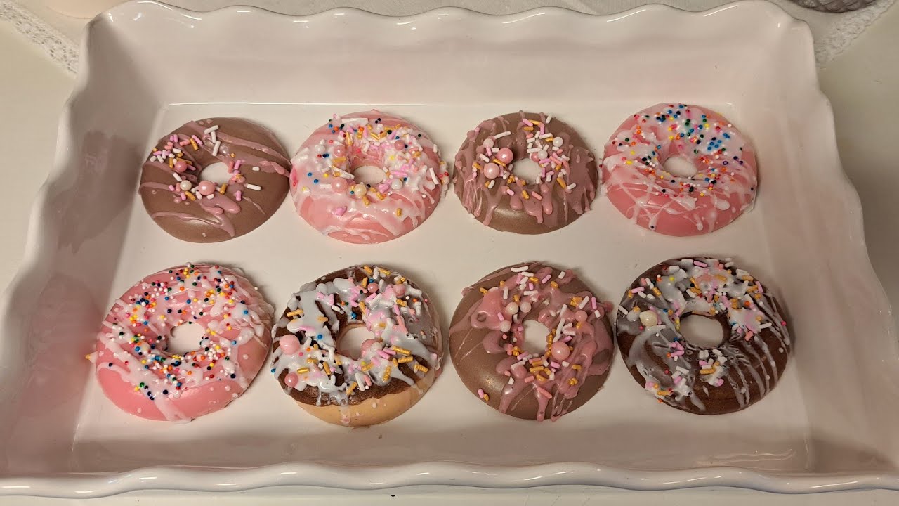 How to make donut SOAP. Melt and Pour soap - Dessert series #diy