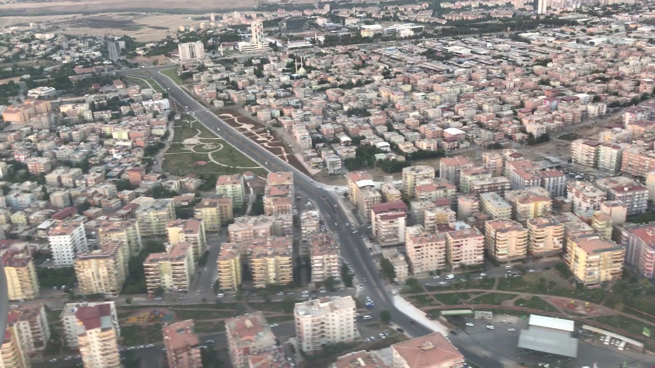 DİYARBAKIR ŞEHRİN ÜZERİNDEN İNİŞ