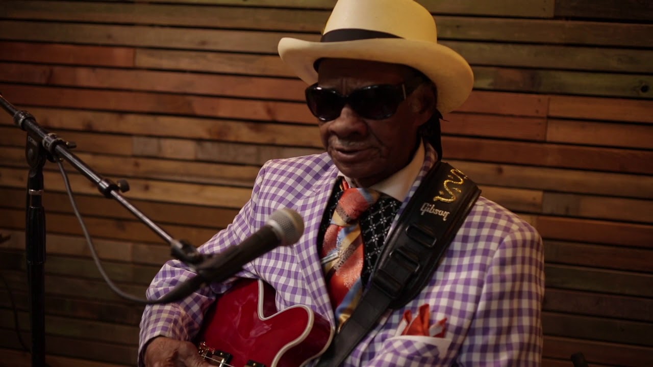 Little Freddie King - Greyhound Bus Station Blues
