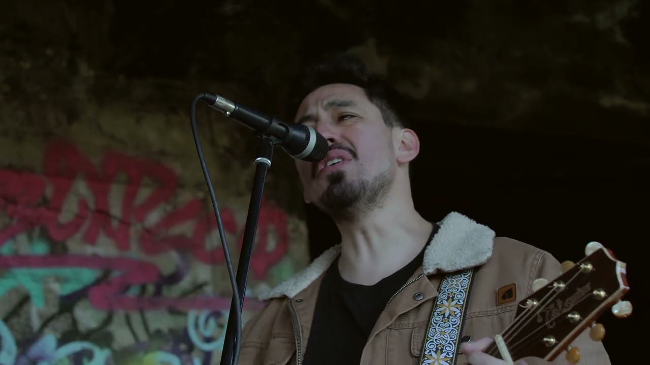 D&eacute;cimo - Triste/feliz (Video oficial)