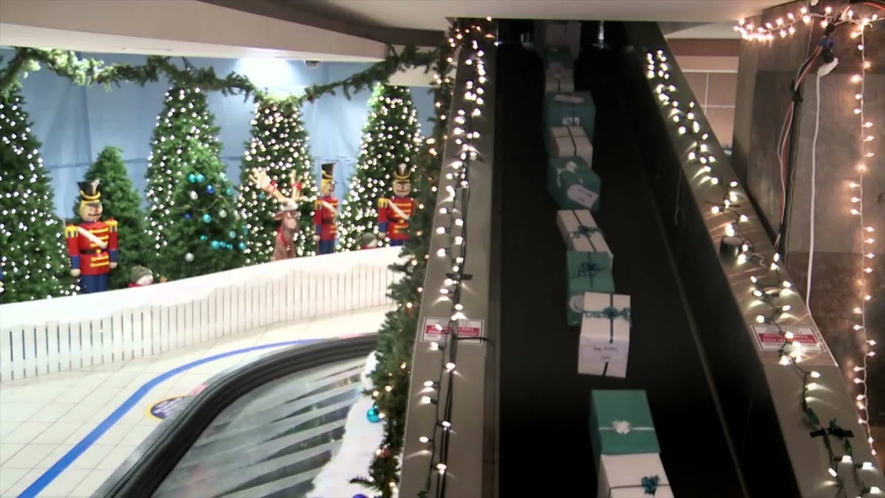 Airline gives huge Christmas surprise to passengers