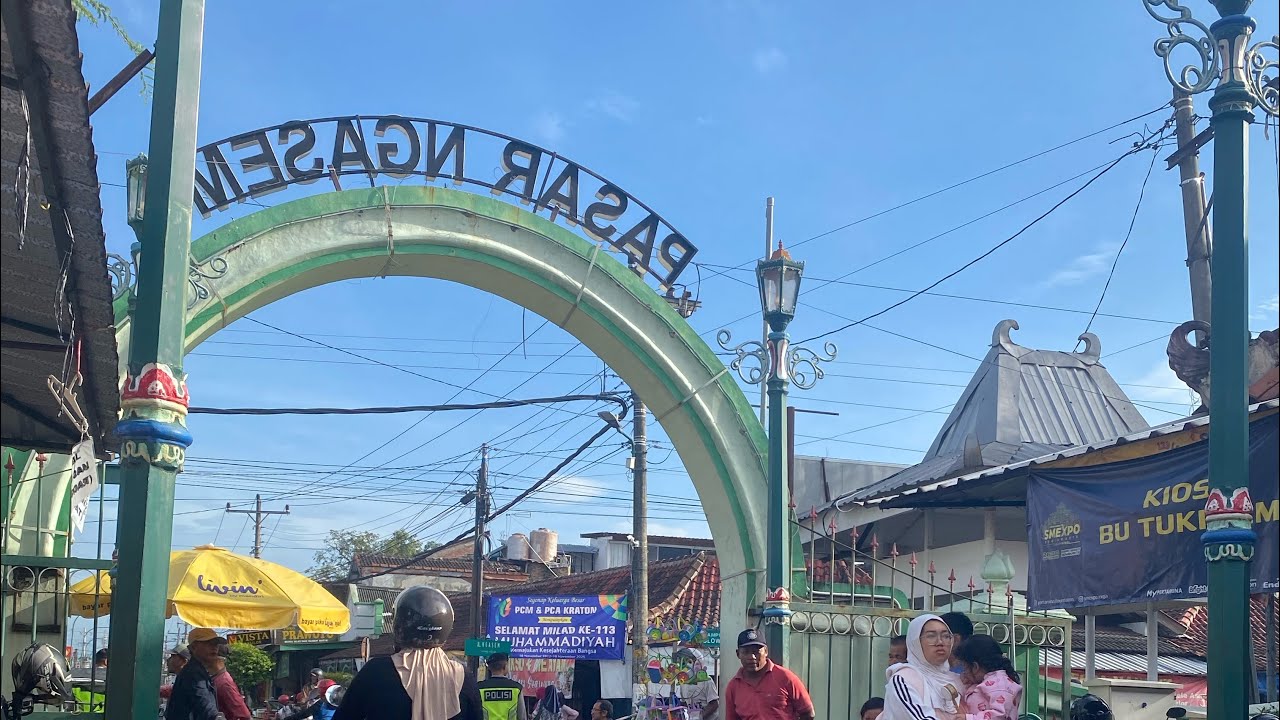 Pasar Ngasem