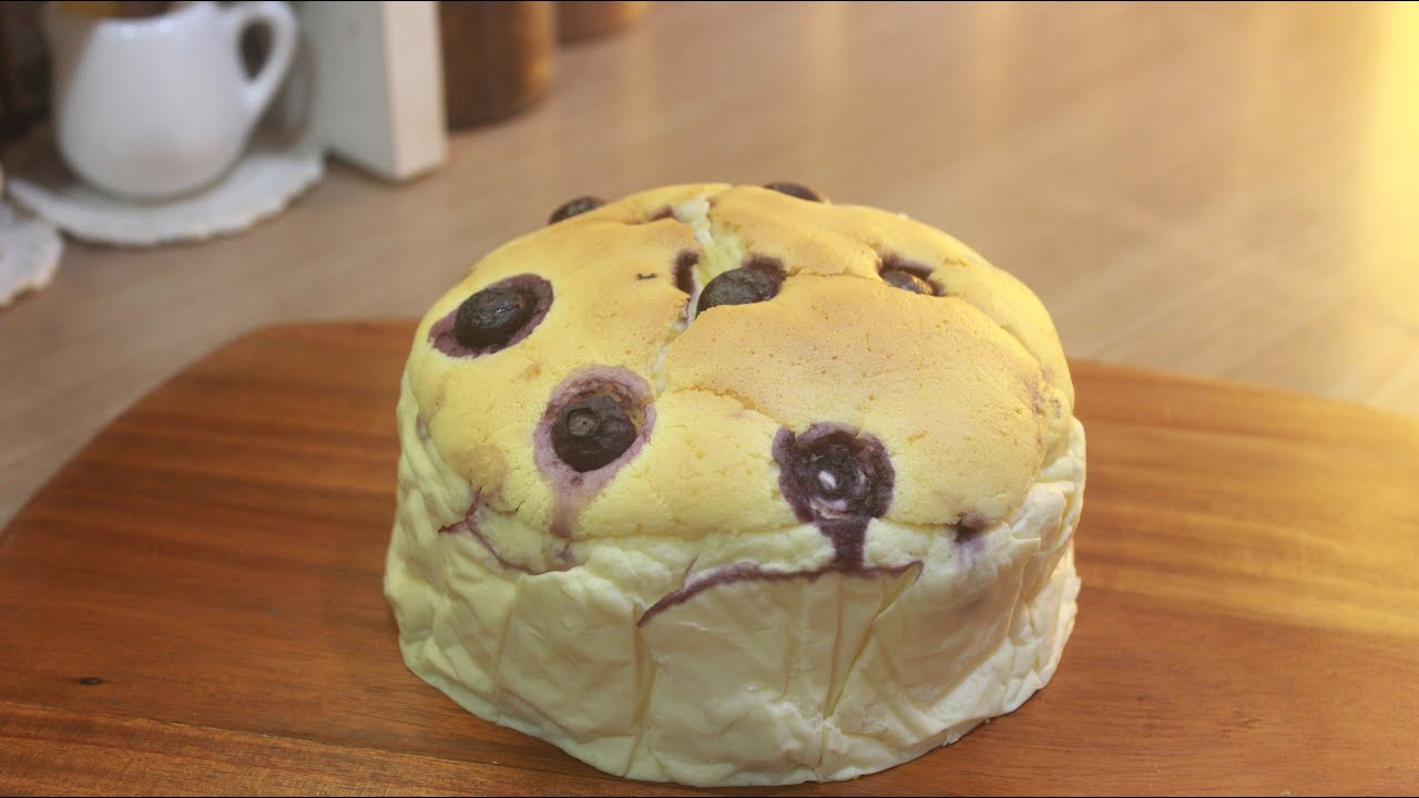 เค้กบลูเบอรี่โยเกิร์ต เค้กเนื้อนุ่มไม่ใช้ผงฟู Blueberry Yogurt Cake.