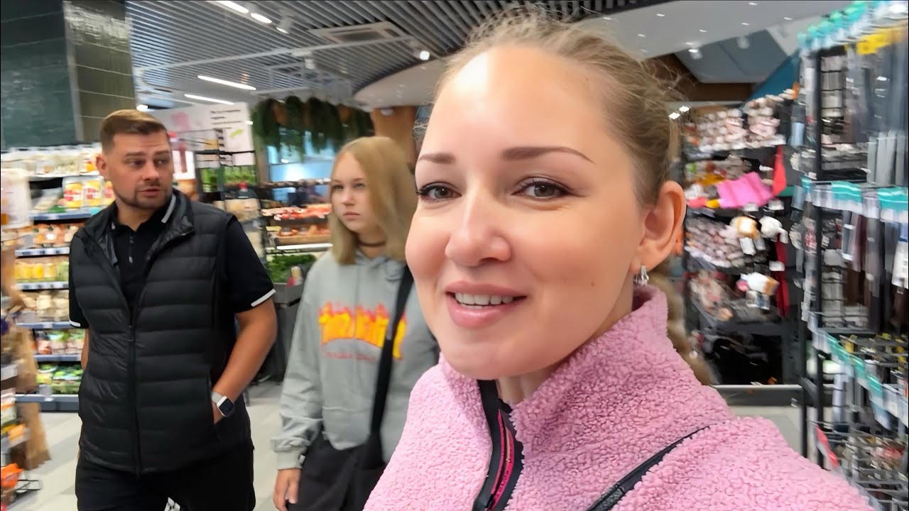 ВЛОГ Едем в магазин Фамилия FAMILIA за курткой для Алисы ! ВАЙЛДБЕРИС не доставляет товары ! 