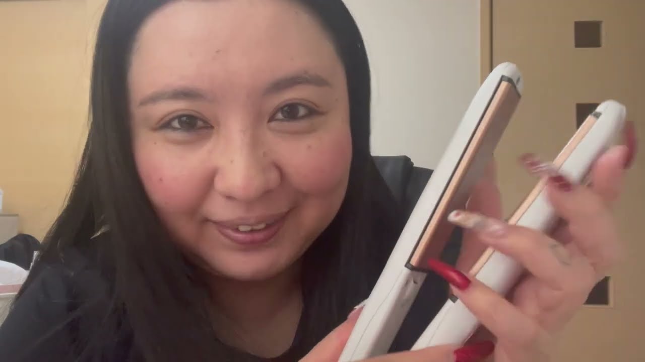 ASMR ALISANDO O CABELO DA AMIGA 😍