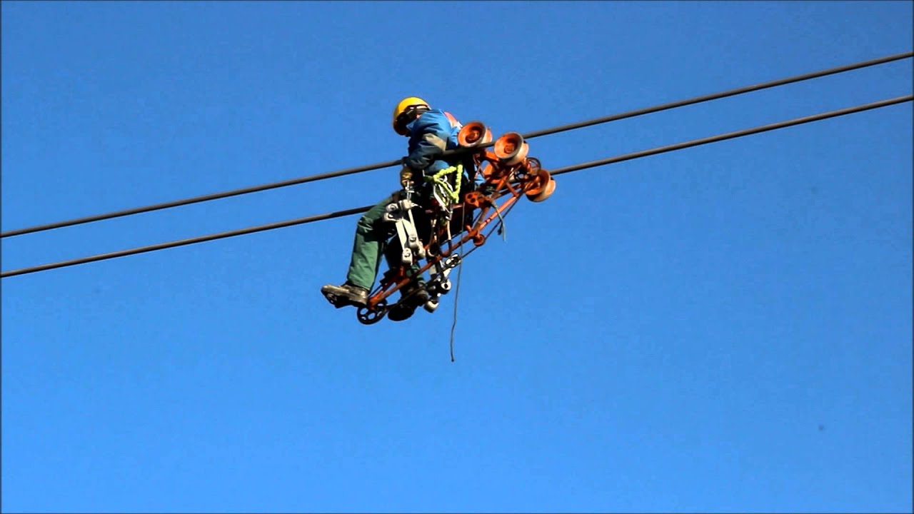 Przebudowa linii WN 400 kV w km 6+800   montaż odstępników