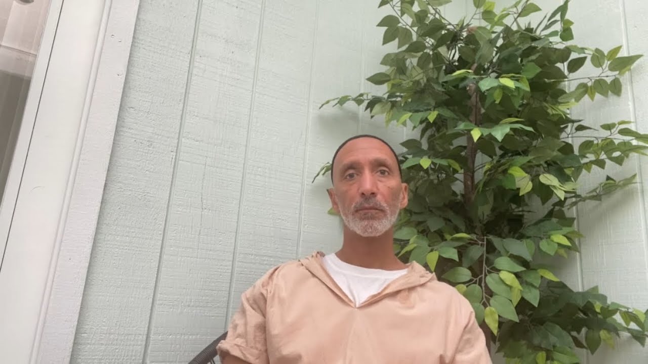 Allah Exists Without Being in a Place