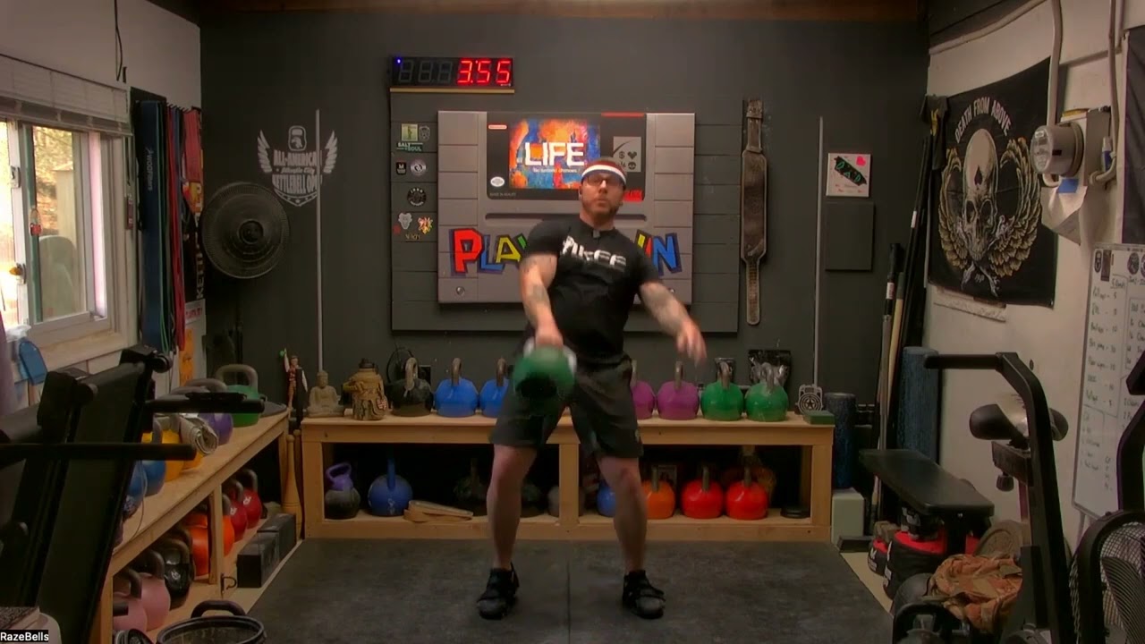 Half Snatch 6 minutes 24kg - 108 Reps