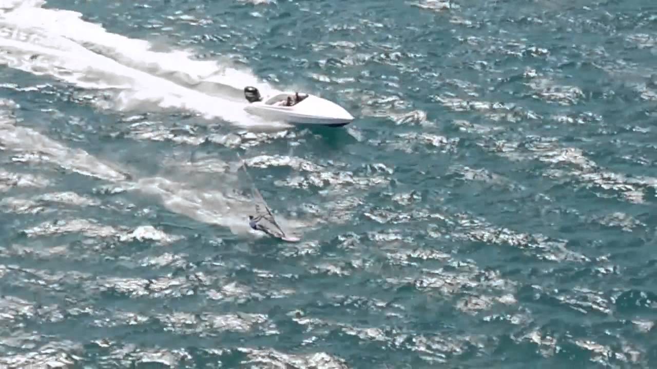 diabolo funboard Neilpryde RS Racing evo 5 vs speed boat