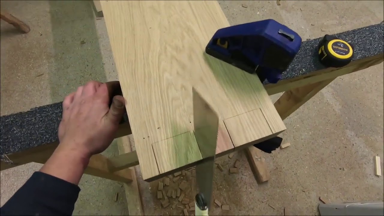 Dřevo z Kouta - Ruční výroba ozubů na posteli ( Hand Cutting Dovetail Joints )