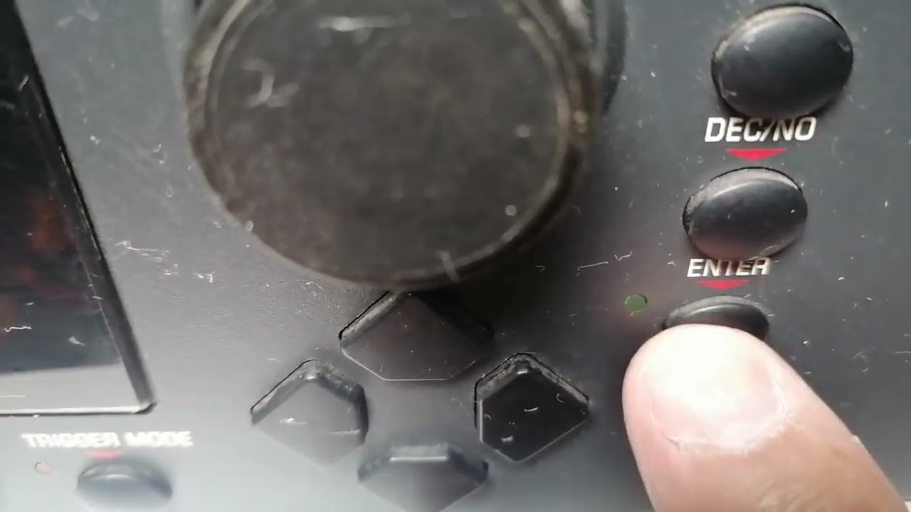 Emu ESi32