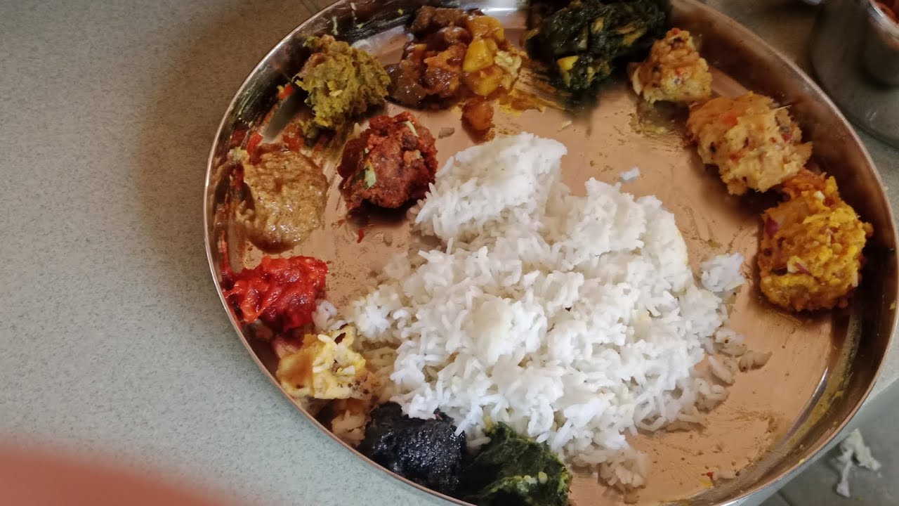 আজ স্কুলে  হয়ে গেলো  হরেক রকম ভর্তা পার্টি। 