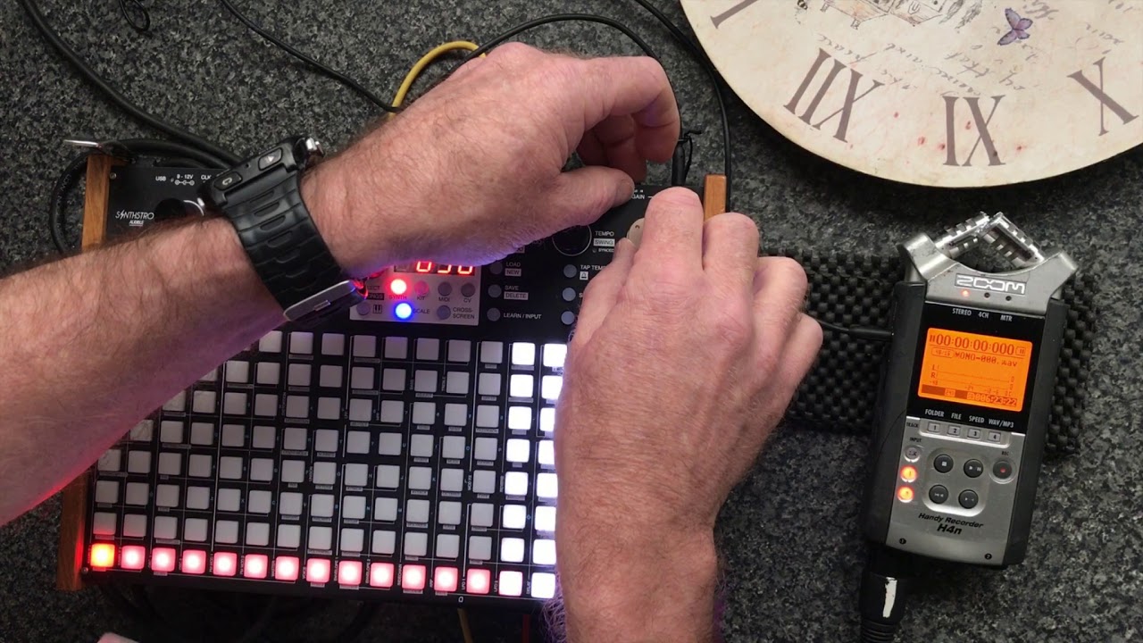 Synthstrom Deluge - Exploring a few microphone options