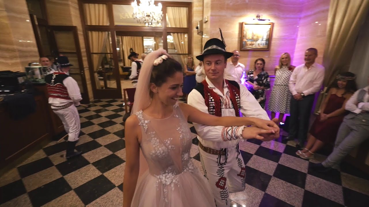 EPIC GROOMSMEN DANCE SUPRISE for the bride - Amazing Wedding all time!