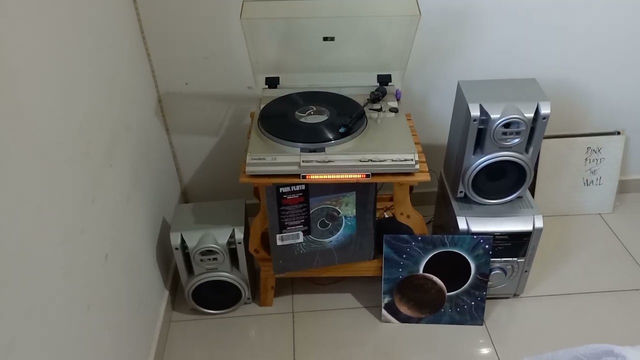 1995  Pink Floyd   P.U.L.S.E  US And Them