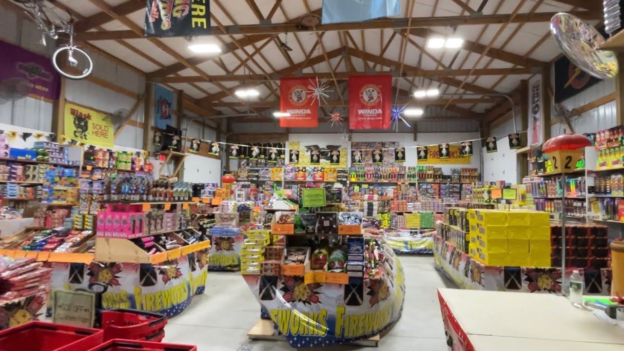 The Most UNIQUE Firework Store Tour in Friend, Nebraska 2024!