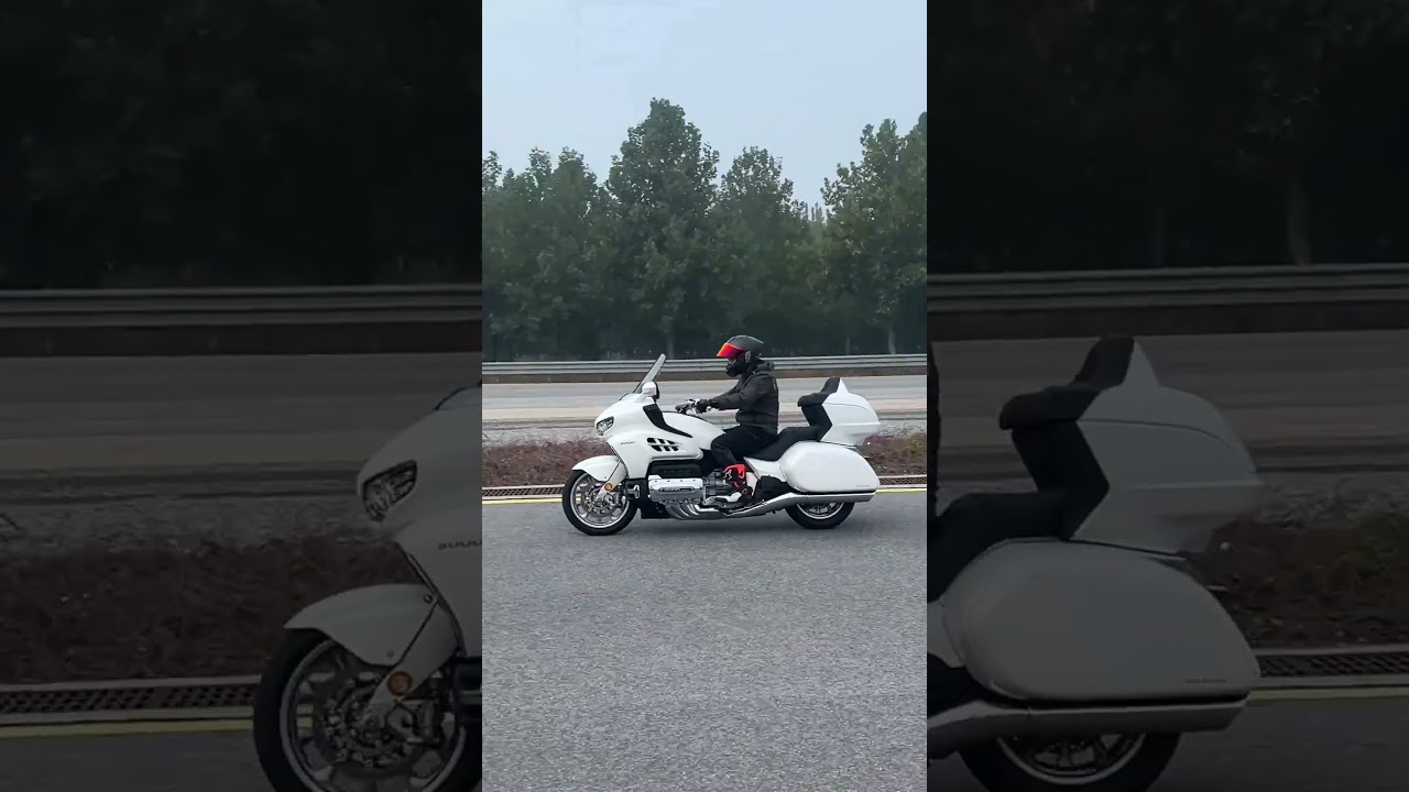 Chinese New Brand SOUO launched its first product S2000, Taking Honda GoldWing into the battlefield.