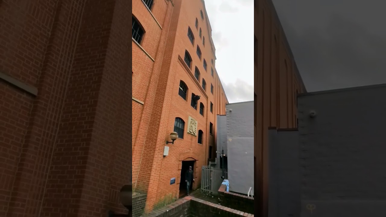 ROOF GAP to TINY LEDGE for Leicester Takeover #parkour #freerunning #roofgap #takeover #leicester